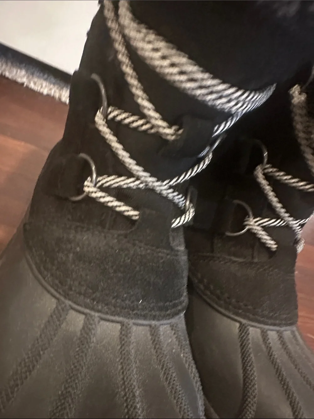 New! Never worn! Cat & Jack Black Winter Snow Boots with Faux Fur Trim